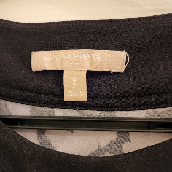 Banana Republic Black & White Print Work Dress Size S - Picture 3 of 5